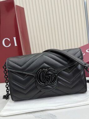 Gucci Gg Marmont Matelasse Super Mini Bag - Black